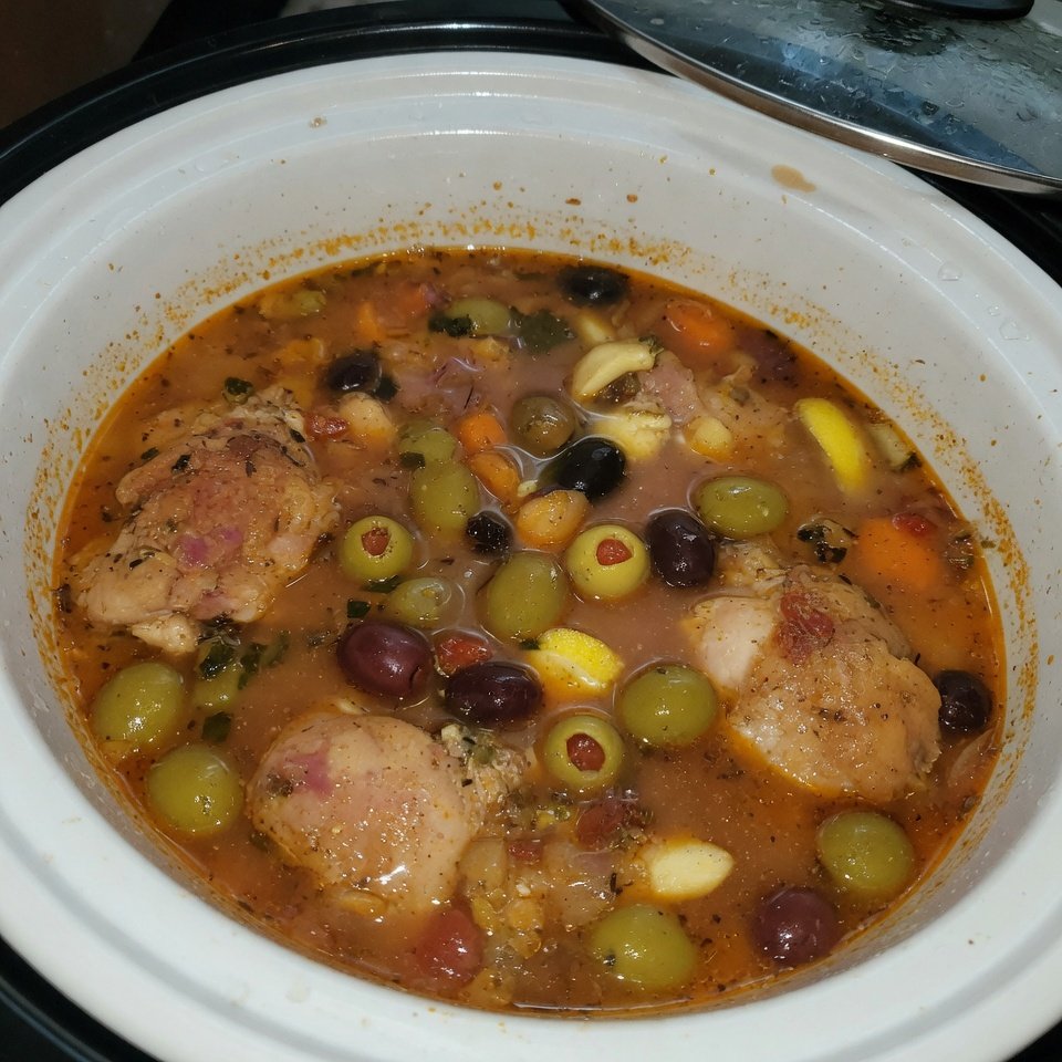 fresh ingredients for Slow Cooker Mediterranean Chicken Stew